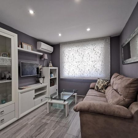 Appartamento Great Location With Free Private Parking Cordova Esterno foto